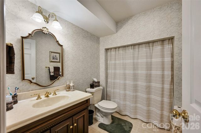 27 Cedar Summit Road, Asheville, NC 28803