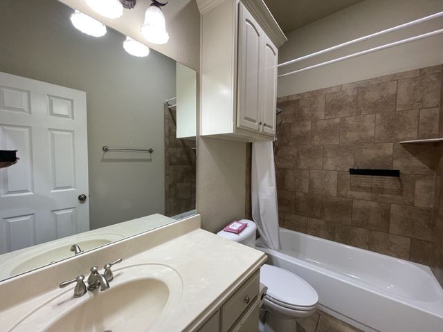 8110 Silver Spur Drive, Arlington, TX 76001