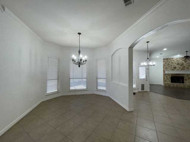 8110 Silver Spur Drive, Arlington, TX 76001