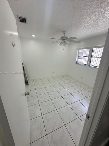 1670 Harding St A, Hollywood, FL 33020