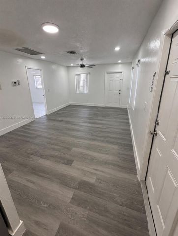 1670 Harding St A, Hollywood, FL 33020