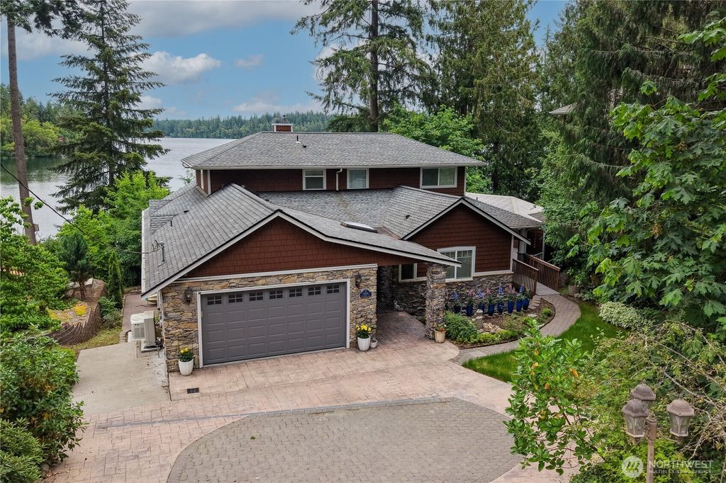 18626 Tapaderos Street SE, Yelm, WA 98597