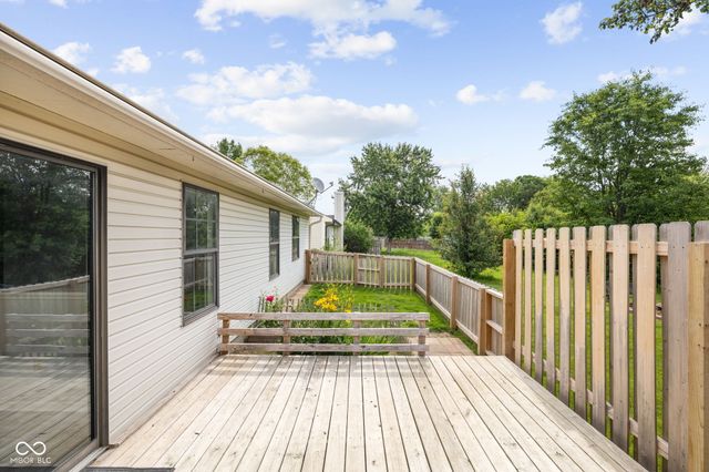 19 Lake Drive S, Brownsburg, IN 46112