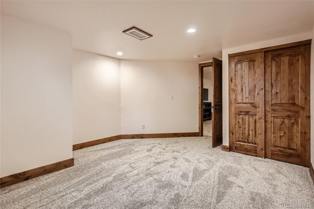 810 E 85th Avenue, Denver, CO 80229