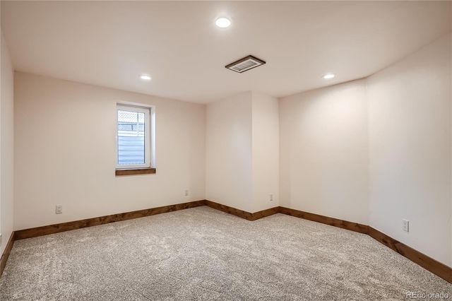 810 E 85th Avenue, Denver, CO 80229