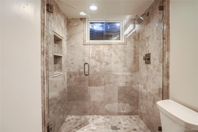 810 E 85th Avenue, Denver, CO 80229