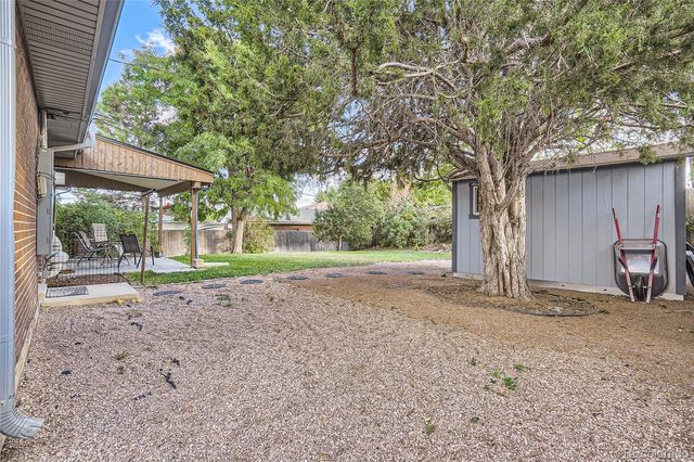 810 E 85th Avenue, Denver, CO 80229