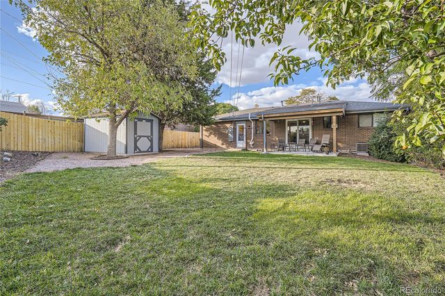 810 E 85th Avenue, Denver, CO 80229