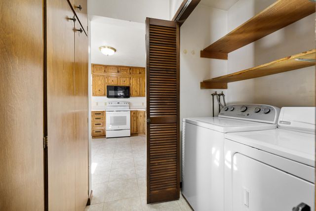 604 19TH ST NW, Minot, ND 58703