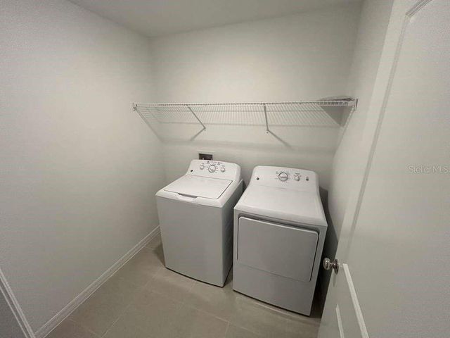 1140 HOUR GLASS ROAD, Lakeland, FL 33801