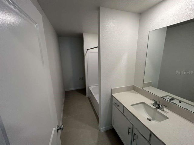 1140 HOUR GLASS ROAD, Lakeland, FL 33801