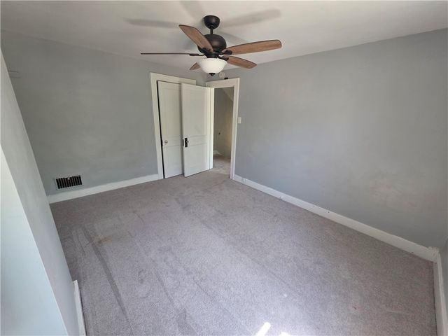821 7th Ave, Coraopolis, PA 15108