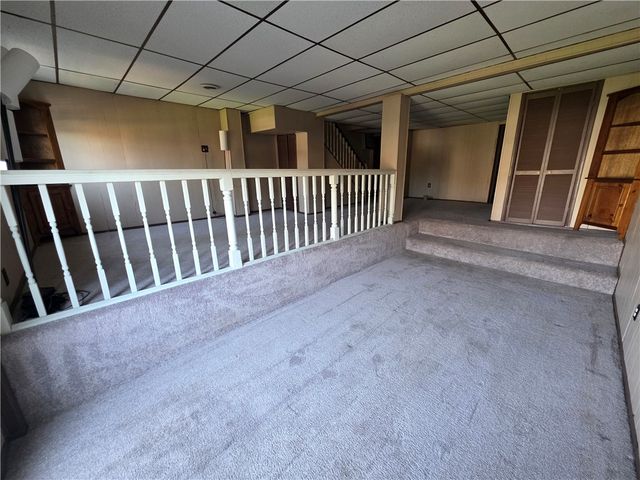821 7th Ave, Coraopolis, PA 15108