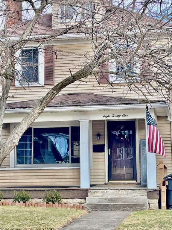 821 7th Ave, Coraopolis, PA 15108