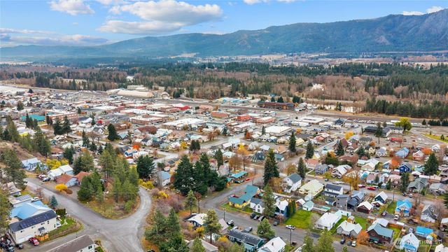 302 W 4th Street, Cle Elum, WA 98922