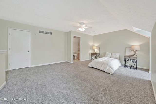 10787 Colonial Woods Way, Louisville, KY 40223