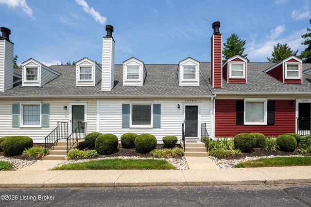 10787 Colonial Woods Way, Louisville, KY 40223