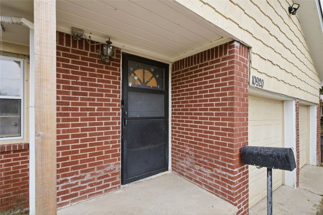 10920 E 3rd Street, Tulsa, OK 74128