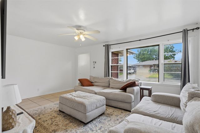10920 E 3rd Street, Tulsa, OK 74128