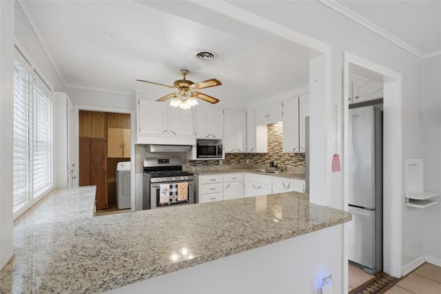10920 E 3rd Street, Tulsa, OK 74128