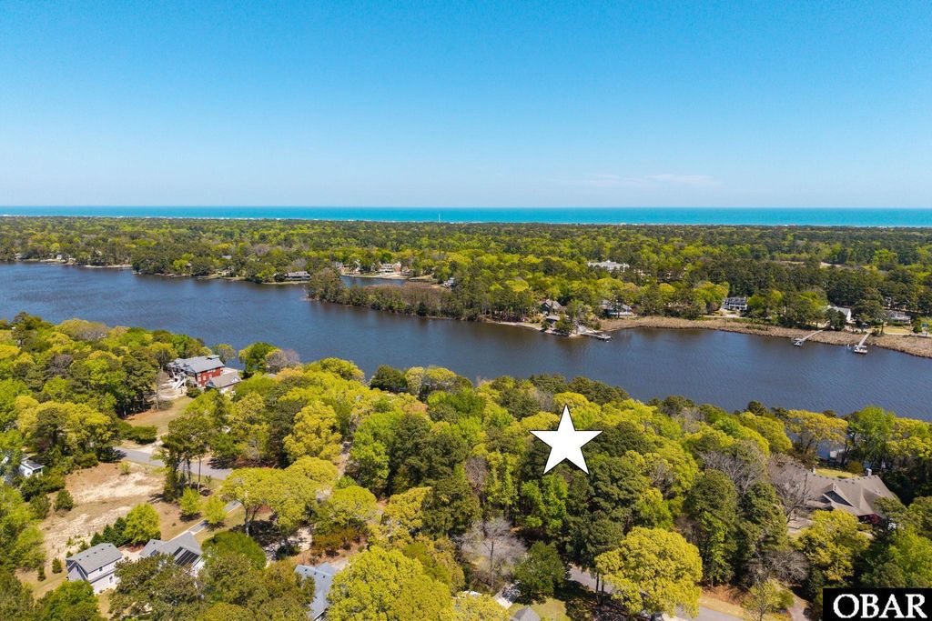 Image 18 of property listing at 3021 Creek Road Lot 16, Kitty Hawk, NC 27949