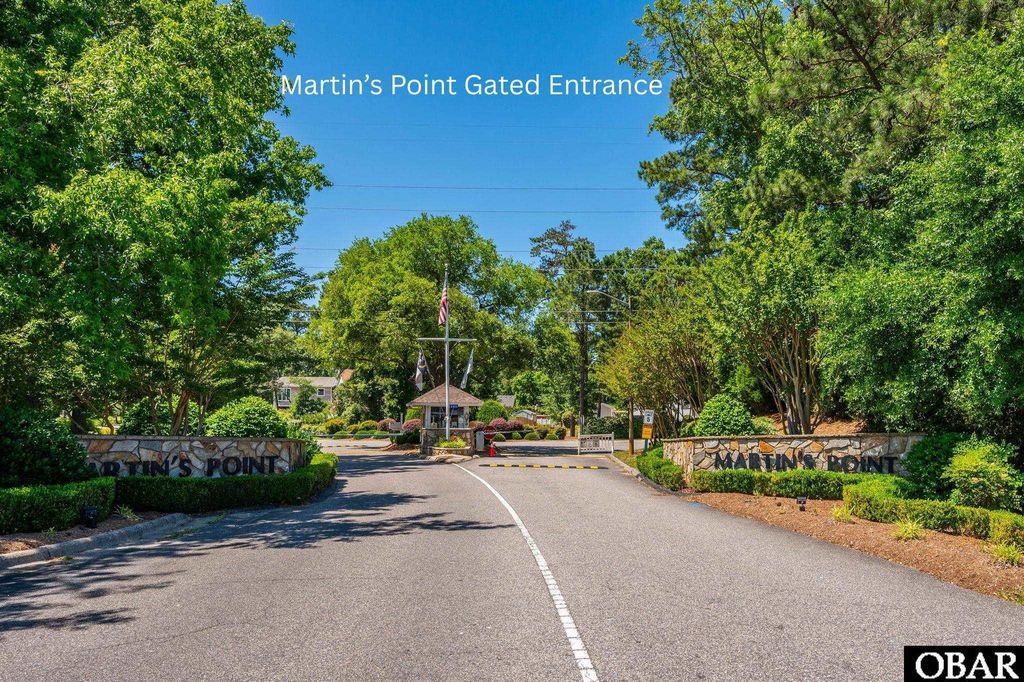 Image 23 of property listing at 3021 Creek Road Lot 16, Kitty Hawk, NC 27949