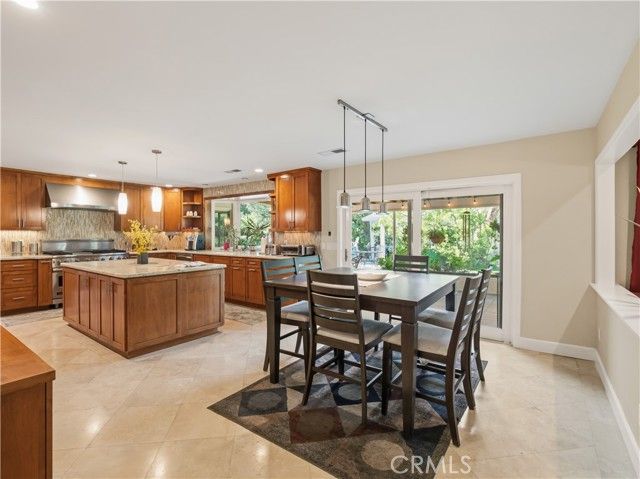 27323 Eaglehelm Drive, Canyon Country (santa Clarita), CA 91387