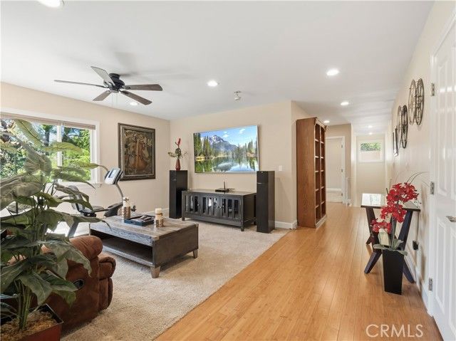 27323 Eaglehelm Drive, Canyon Country (santa Clarita), CA 91387
