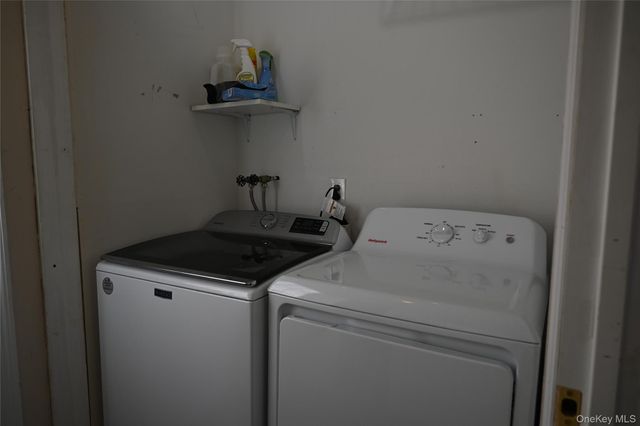 83 Lake Region Boulevard, Monroe, NY 10950