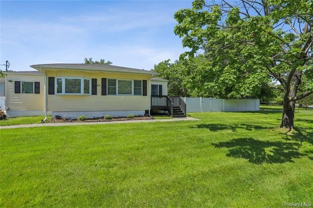 83 Lake Region Boulevard, Monroe, NY 10950