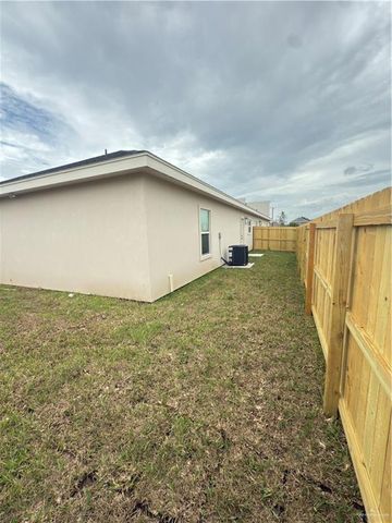 1413 Vine Avenue 2, Weslaco, TX 78596
