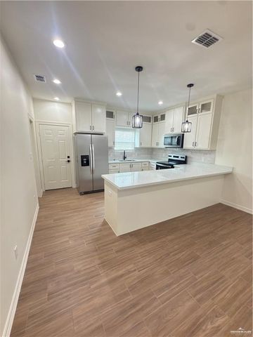 1413 Vine Avenue 2, Weslaco, TX 78596