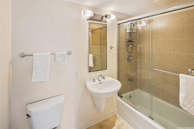 421 Olohana Street 1004, Honolulu, HI 96815