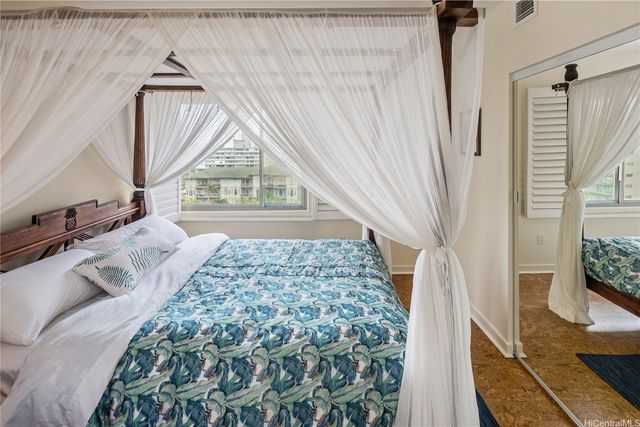 421 Olohana Street 1004, Honolulu, HI 96815