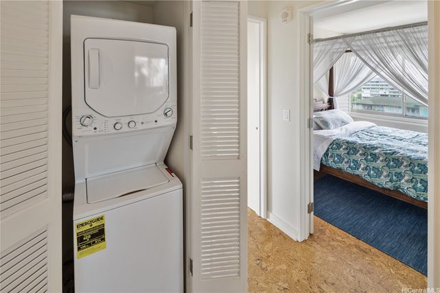 421 Olohana Street 1004, Honolulu, HI 96815