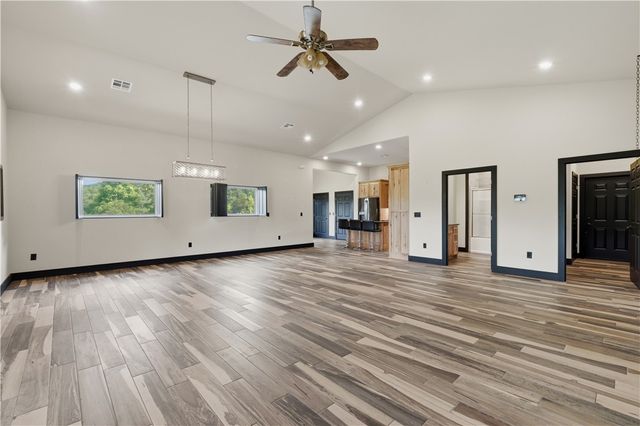7692 Madison 1425, Eureka Springs, AR 72632