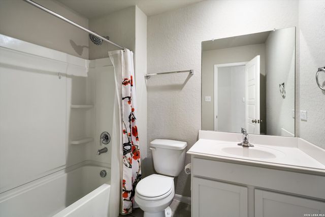 6810 Emerald Valley, San Antonio, TX 78242