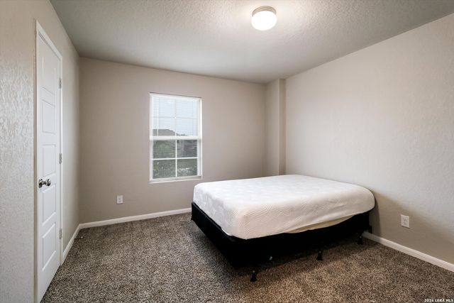 6810 Emerald Valley, San Antonio, TX 78242