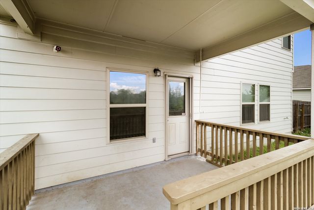 6810 Emerald Valley, San Antonio, TX 78242