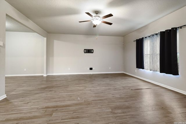 6810 Emerald Valley, San Antonio, TX 78242