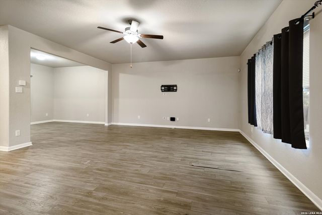 6810 Emerald Valley, San Antonio, TX 78242