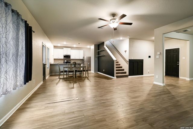 6810 Emerald Valley, San Antonio, TX 78242