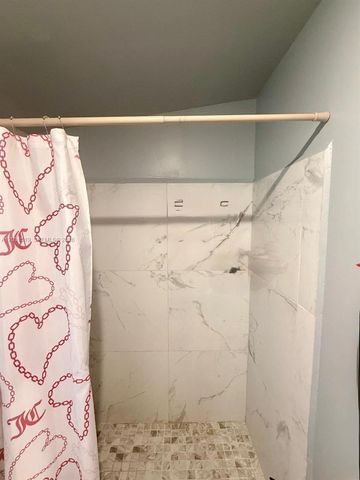 17800 NW 14th Place, Miami Gardens, FL 33169