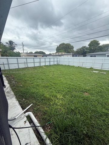 17800 NW 14th Place, Miami Gardens, FL 33169