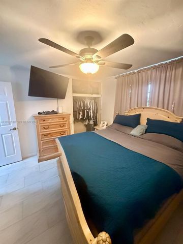 17800 NW 14th Place, Miami Gardens, FL 33169