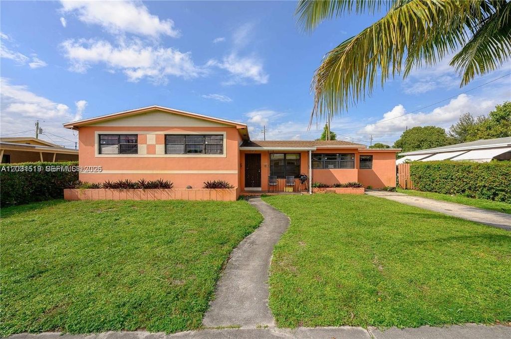 17800 NW 14th Place, Miami Gardens, FL 33169