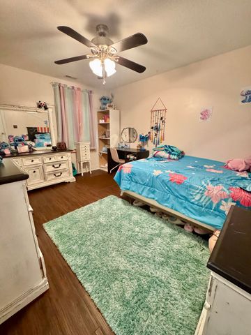 9434 N BOATMAN HILL RD, Columbia, MO 65202