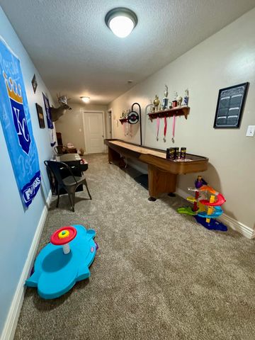 9434 N BOATMAN HILL RD, Columbia, MO 65202