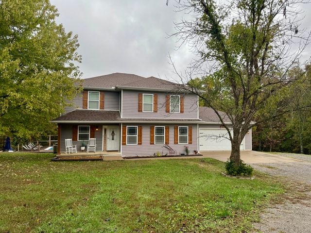 9434 N BOATMAN HILL RD, Columbia, MO 65202
