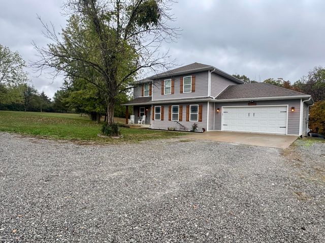 9434 N BOATMAN HILL RD, Columbia, MO 65202